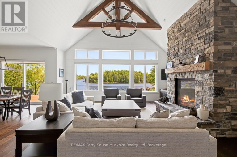 19 BEARS PAW, Whitestone (Dunchurch), Ontario, P0A1G0