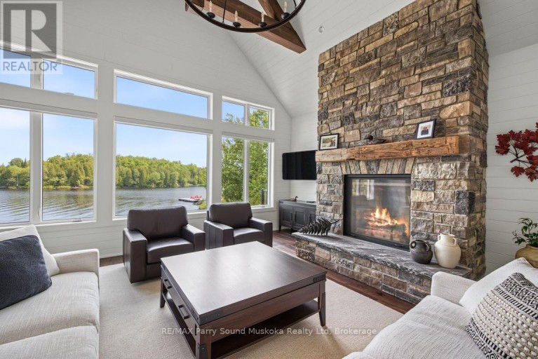 19 BEARS PAW, Whitestone (Dunchurch), Ontario, P0A1G0