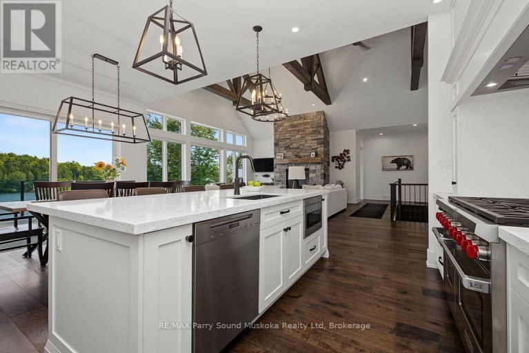 19 BEARS PAW, Whitestone (Dunchurch), Ontario, P0A1G0
