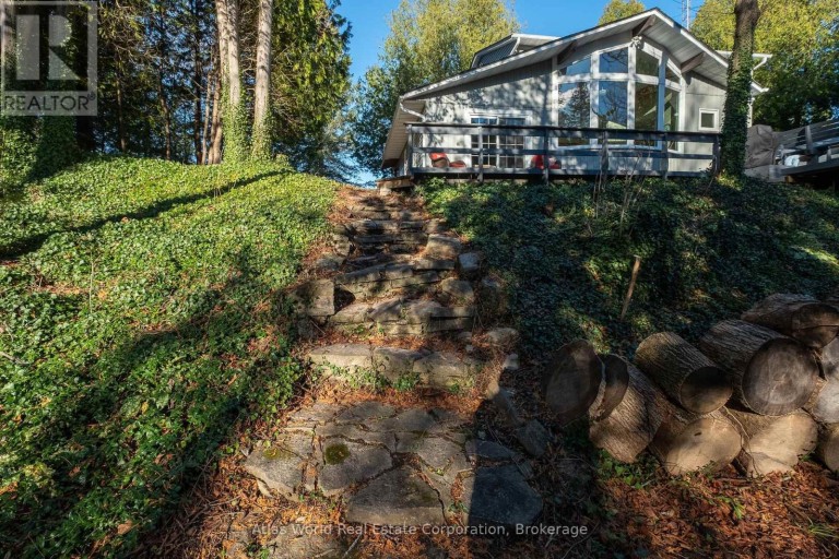 19 FRONT STREET, South Bruce Peninsula, Ontario, N0H2T0