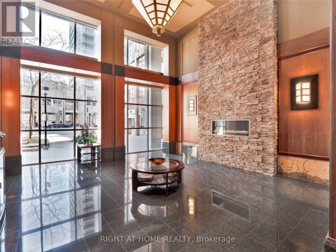 2306 - 750 BAY STREET, Toronto (Bay Street Corridor), Ontario, M5G1N6