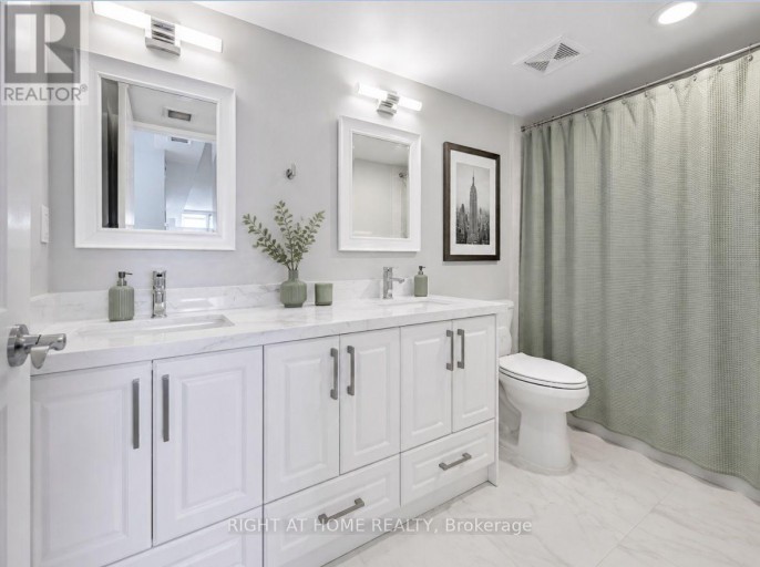 2306 - 750 BAY STREET, Toronto (Bay Street Corridor), Ontario, M5G1N6