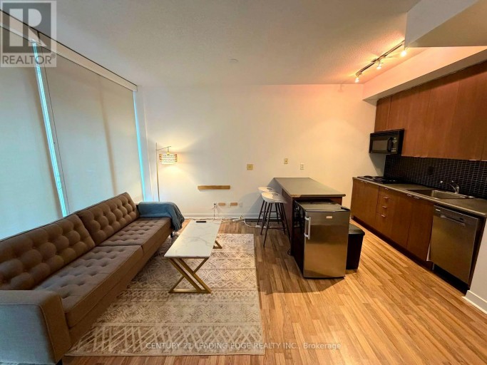 2202 - 8 COLBORNE STREET, Toronto (Church-Yonge Corridor), Ontario, M5E1E1