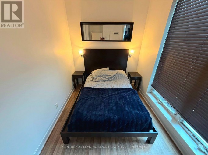 2202 - 8 COLBORNE STREET, Toronto (Church-Yonge Corridor), Ontario, M5E1E1