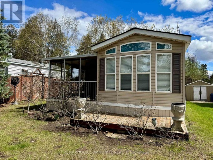 323 - 285 CRYDERMANS SIDE ROAD, Georgina (Baldwin), Ontario, L0E1A0