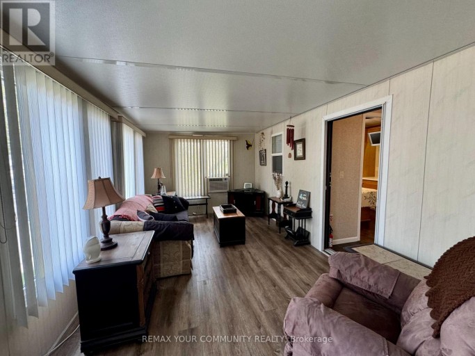 323 - 285 CRYDERMANS SIDE ROAD, Georgina (Baldwin), Ontario, L0E1A0