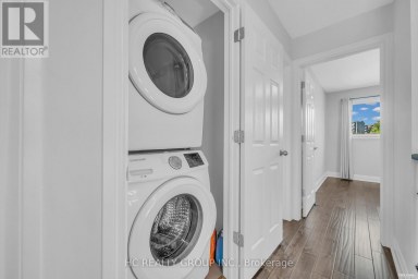 17 PUGSLEY AVENUE Richmond Hill (Crosby) Ontario photo 26