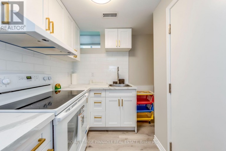 LOWER - 1292 WILLOWBANK TRAIL, Mississauga (Rathwood), Ontario, L4W5M5
