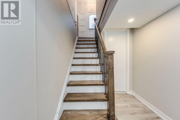 LOWER - 1292 WILLOWBANK TRAIL, Mississauga (Rathwood), Ontario, L4W5M5