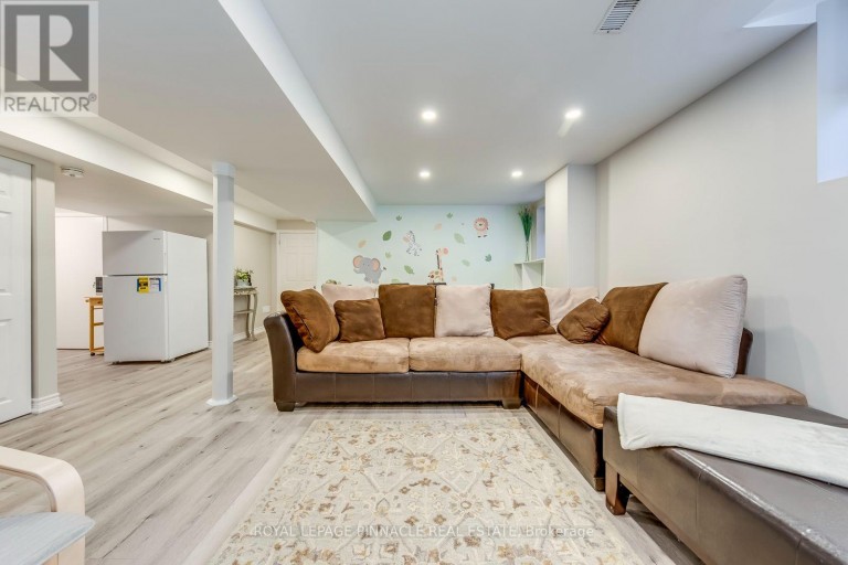 LOWER - 1292 WILLOWBANK TRAIL, Mississauga (Rathwood), Ontario, L4W5M5
