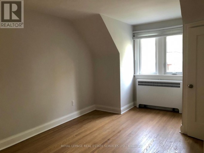 14 AVONHURST ROAD, Toronto (Islington-City Centre West), Ontario, M9A2G8