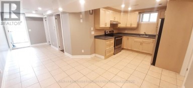 138 DAY AVENUE Toronto (Corso Italia-Davenport) Ontario photo 2