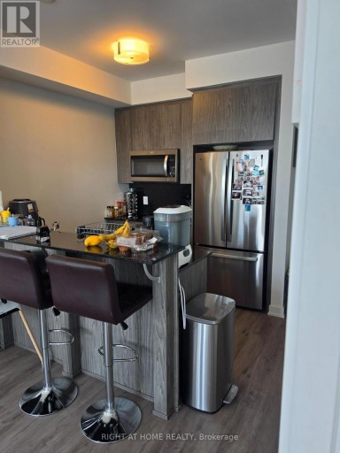 405 - 600 NORTH SERVICE ROAD, Hamilton (Lakeshore), Ontario, L8E0L2