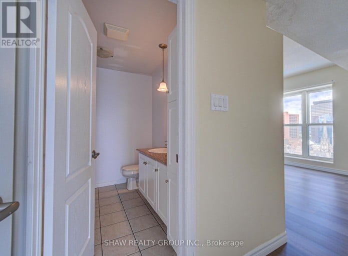 1402 - 135 JAMES STREET S, Hamilton (Corktown), Ontario, L8P2Z6