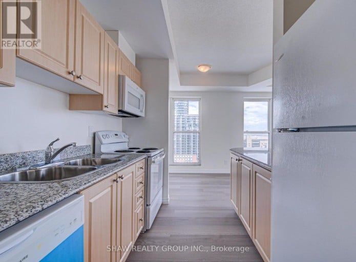 1402 - 135 JAMES STREET S, Hamilton (Corktown), Ontario, L8P2Z6