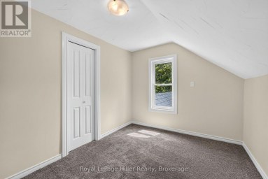 137 REBECCA STREET Stratford Ontario photo 28
