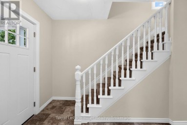 137 REBECCA STREET Stratford Ontario photo 6