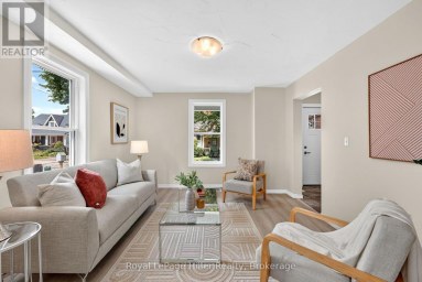 137 REBECCA STREET Stratford Ontario photo 8