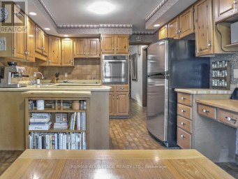 264 SUFFOLK PLACE London North (North K) Ontario photo 18