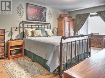 264 SUFFOLK PLACE London North (North K) Ontario photo 22