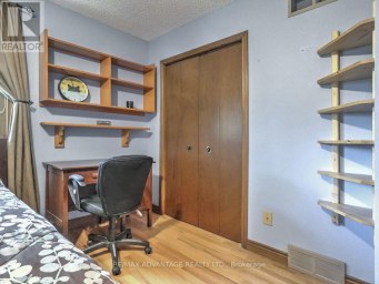 264 SUFFOLK PLACE London North (North K) Ontario photo 26