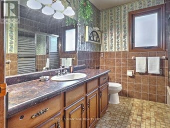 264 SUFFOLK PLACE London North (North K) Ontario photo 31