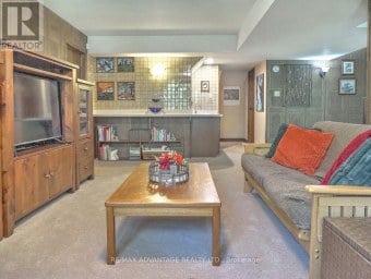 264 SUFFOLK PLACE London North (North K) Ontario photo 36