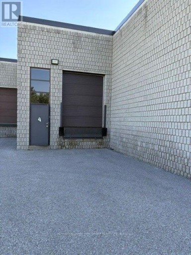 4 - 2 VATA COURT, Aurora (Aurora Village), Ontario, L4G4B6