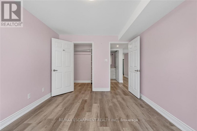 303 - 19 LAKE AVENUE S, Hamilton (Stoney Creek), Ontario, L8G2V1