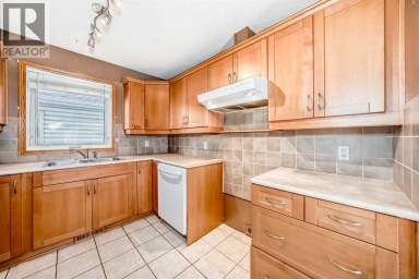 243 Erin Meadow Close Calgary Alberta photo 10