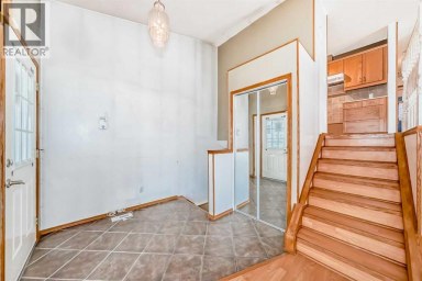243 Erin Meadow Close Calgary Alberta photo 5