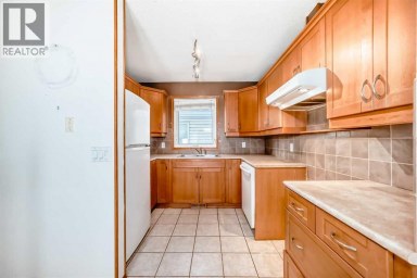 243 Erin Meadow Close Calgary Alberta photo 6