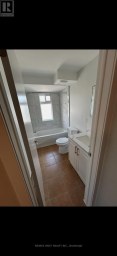 A - 88 UXBRIDGE AVENUE Toronto (Weston-Pellam Park) Ontario photo 8