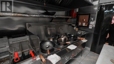 4 - 9980 AIRPORT ROAD Brampton (Bramalea North Industrial) Ontario photo 6