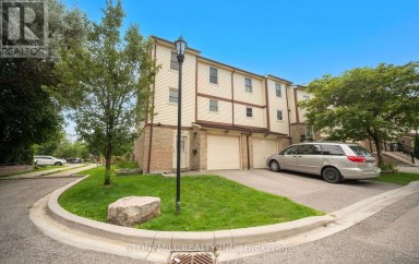 30 - 7340 COPENHAGEN ROAD Mississauga (Meadowvale) Ontario photo 1