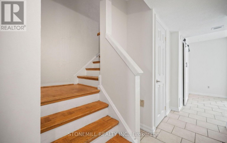 30 - 7340 COPENHAGEN ROAD, Mississauga (Meadowvale), Ontario, L5N2S5