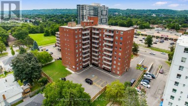 105 - 851 QUEENSTON ROAD Hamilton (Stoney Creek) Ontario photo 2