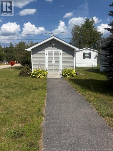 5 Amos Street, Miramichi, New Brunswick, E1V7V4