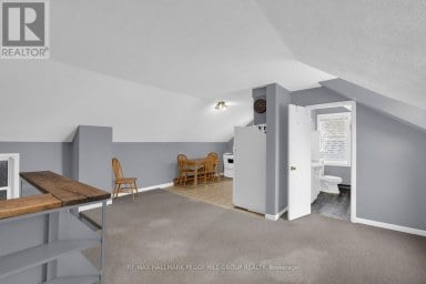 246 MARY STREET Orillia Ontario photo 3