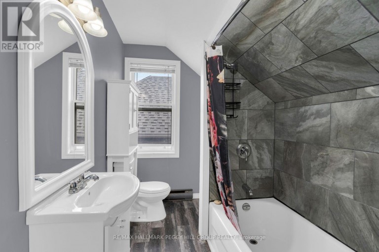 246 MARY STREET, Orillia, Ontario, L3V3E6