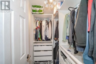 17 CLOVER AVENUE Barrie (Allandale Heights) Ontario photo 13