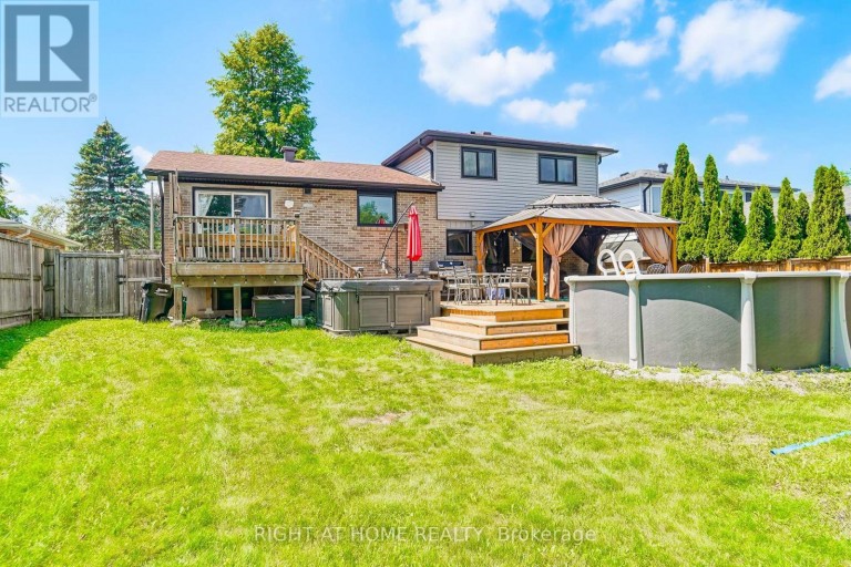 17 CLOVER AVENUE, Barrie (Allandale Heights), Ontario, L4N3M7