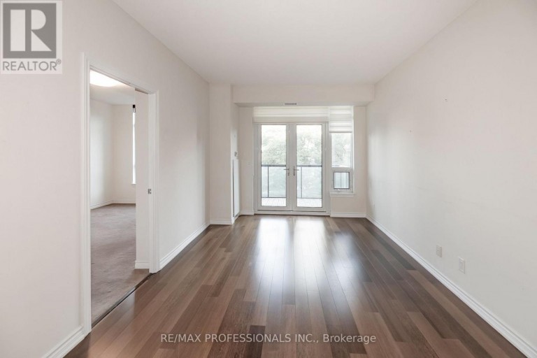 312 - 1135 ROYAL YORK ROAD, Toronto (Edenbridge-Humber Valley), Ontario, M9A0C3