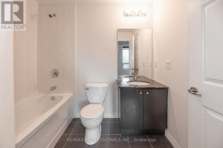 312 - 1135 ROYAL YORK ROAD, Toronto (Edenbridge-Humber Valley), Ontario, M9A0C3