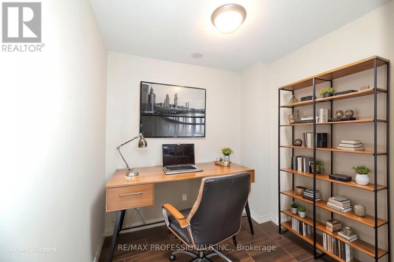 312 - 1135 ROYAL YORK ROAD, Toronto (Edenbridge-Humber Valley), Ontario, M9A0C3
