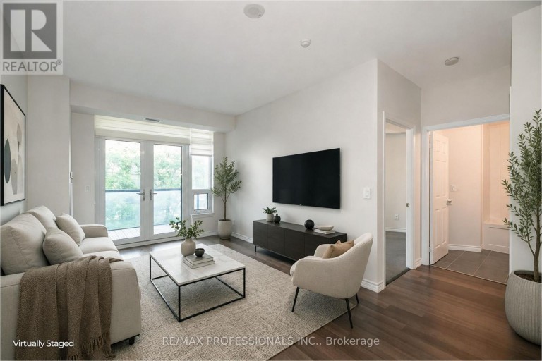 312 - 1135 ROYAL YORK ROAD, Toronto (Edenbridge-Humber Valley), Ontario, M9A0C3