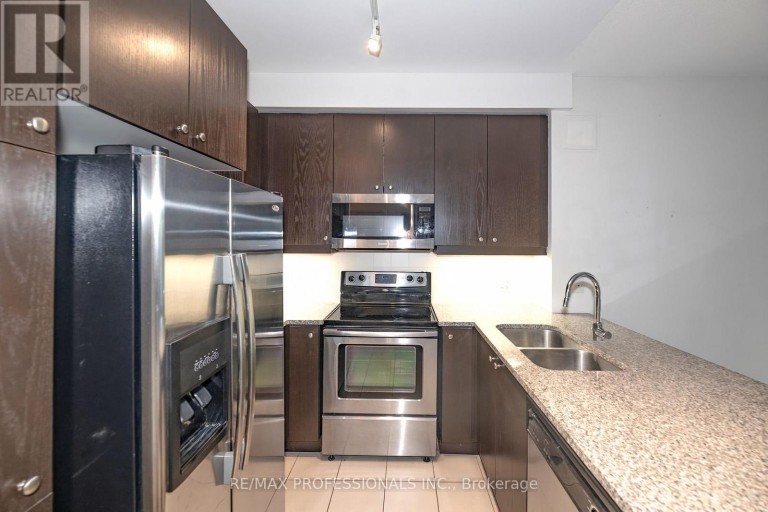 312 - 1135 ROYAL YORK ROAD, Toronto (Edenbridge-Humber Valley), Ontario, M9A0C3