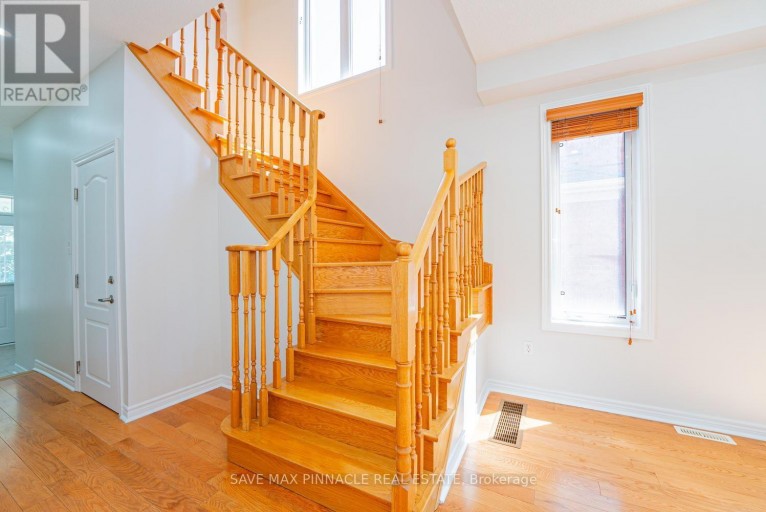 16 BABY POINTE TRAIL, Brampton (Northwest Brampton), Ontario, L7A0W3