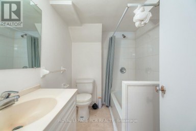 11 JACKSONS POINT AVENUE Georgina (Sutton & Jackson's Point) Ontario photo 20