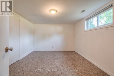11 JACKSONS POINT AVENUE Georgina (Sutton & Jackson's Point) Ontario photo 21